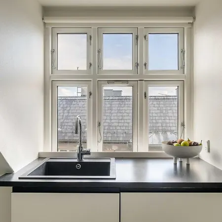 Apartment Cozy 2 Bedroom In Peaceful Neighbourhood