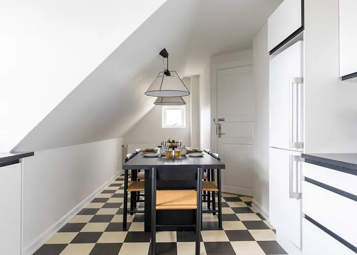 Cozy 2 Bedroom In Peaceful Neighbourhood København