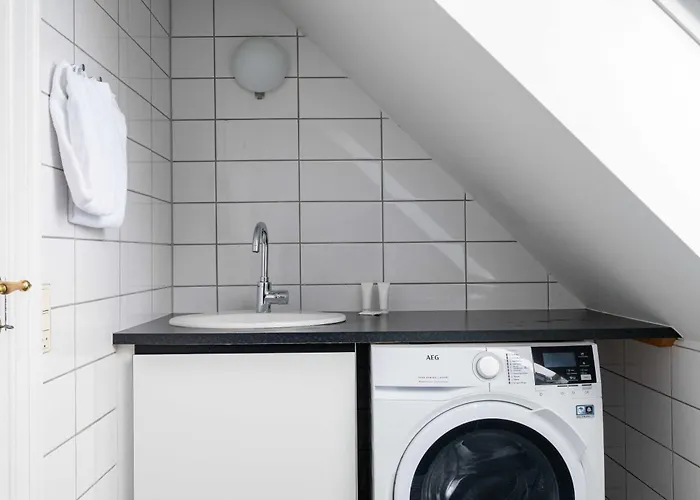 Cozy 2 Bedroom In Peaceful Neighbourhood Lejlighed København