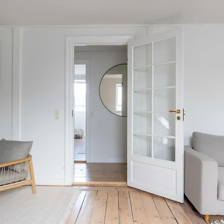 Apartamento Cozy 2 Bedroom In Peaceful Neighbourhood Copenhaga